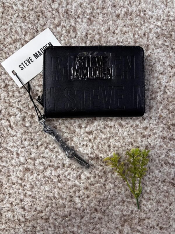 Cartera Muñequera Steve Madden - Black Logo Edition