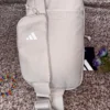 Bolsa adidas Essentials 3 Sling Crossbody – Gris Alúmina